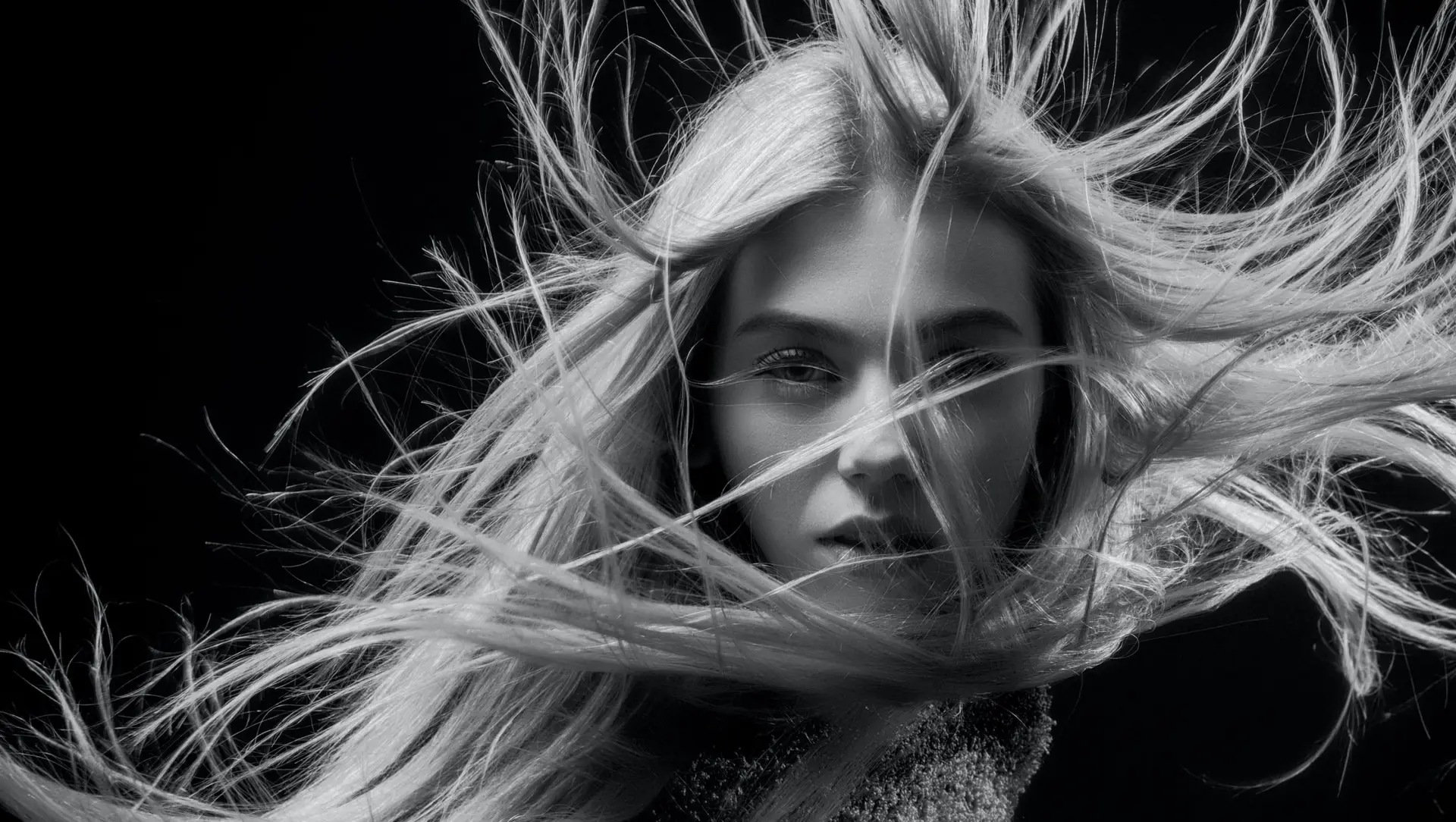 girl in wind